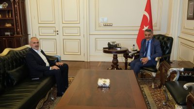 Boğazlıyan Belediye Başkanı Gökhan Coşar, Yozgat Valisi Mehmet Ali Özkan'ı