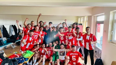 Boğazlıyan Belediyesi Sağlıkspor, ŞHÇEKspor'u 7-3 Mağlup Ederek Liderliğe Yükseldi!
Boğazlıyan Belediyesi