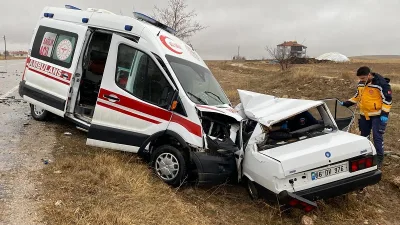 Hasta sevki için yola çıkan 112 ambulansının Sırçalı Kasabası girişinde