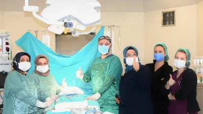 yozgat Şehir Hastanesi'nde gerçekleştirilen başarılı bir operasyonla, 13 adet neodim