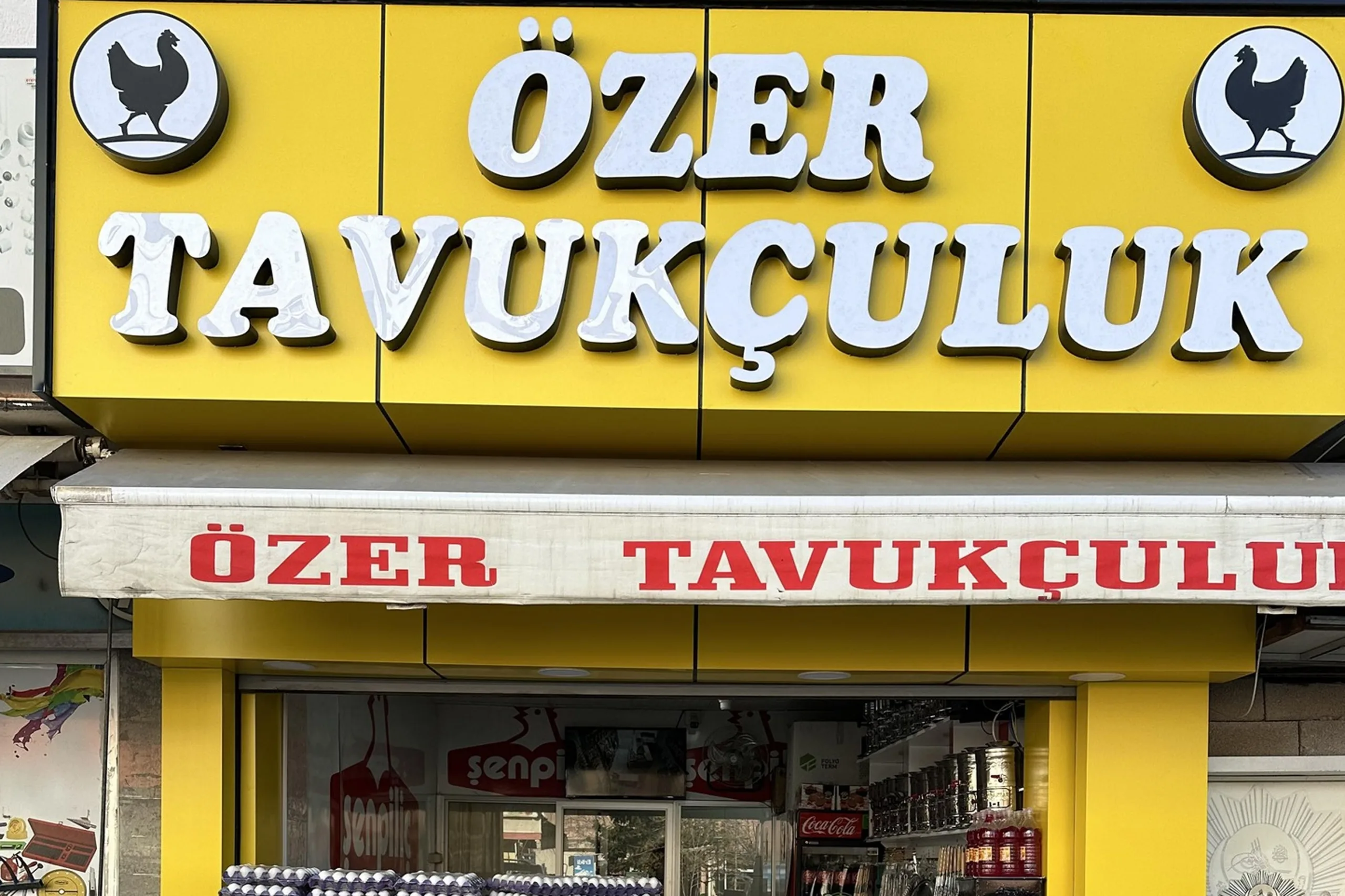 Özer Tavukçuluk, Cuma İndirimleriyle Vatandaşları Ucuza Lezzetli Tavukla Buluşturuyor