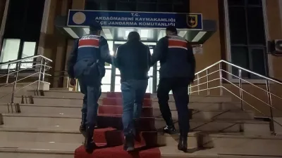 Akdağmadeni ilçesinde gerçekleşen hırsızlık olayında, çalınan ziynet eşyaları ve nakit