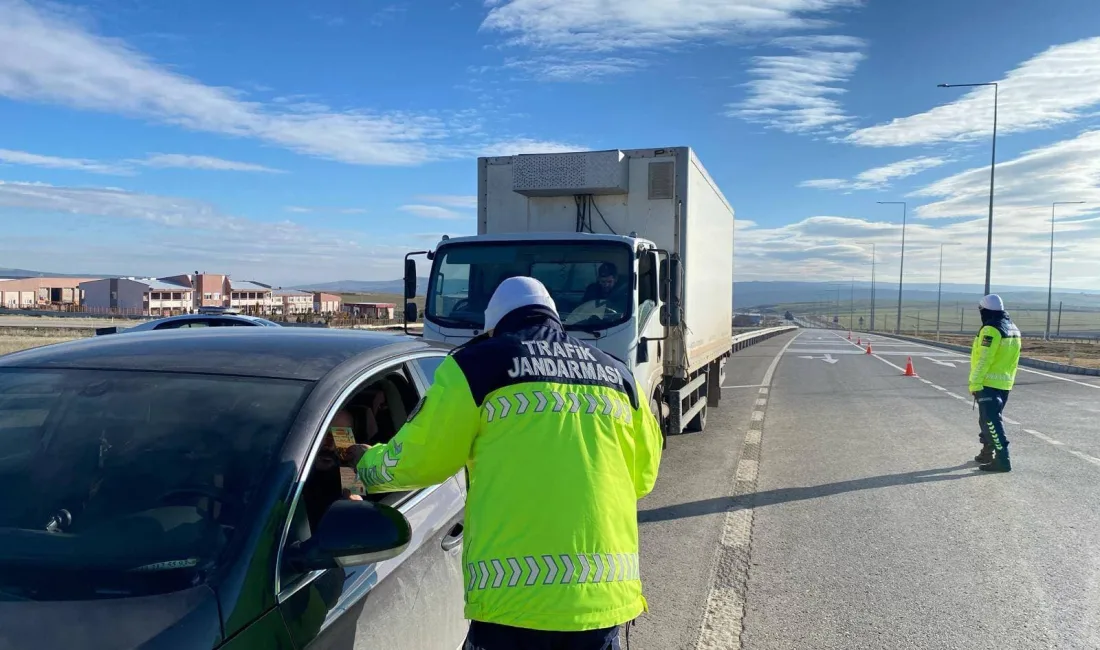 Yozgat-Boğazlıyan ve Sorgun İl Yolu üzerinde gerçekleştirilen emniyet kemeri denetiminde,