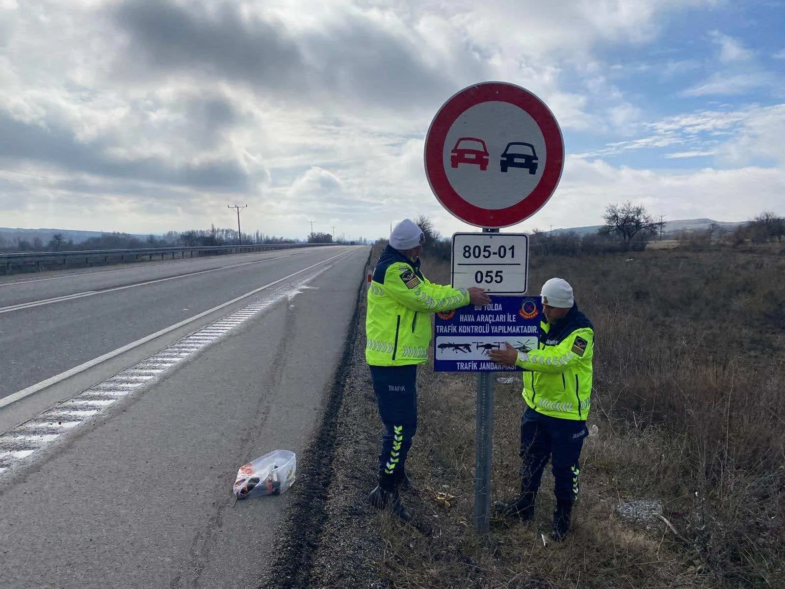 Yozgat İl Jandarma Komutanlığı, sürücülerin trafik kurallarına uyumunu artırmak için