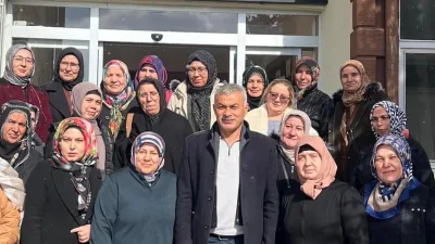 Boğazlıyan Ak Parti  Kadın Kolları Başkanı Suna Akbaba, Başkan