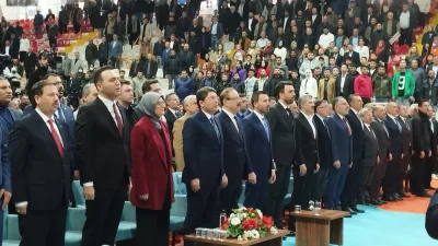 AK Parti Yozgat İl Kongresi’nde Hasan Kandemir, başkanlık görevine getirildi.