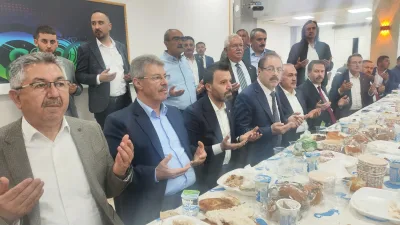 Boğazlıyan Belediyesi Düğün Salonu’nda düzenlenen AK Parti iftar programına, Yozgat