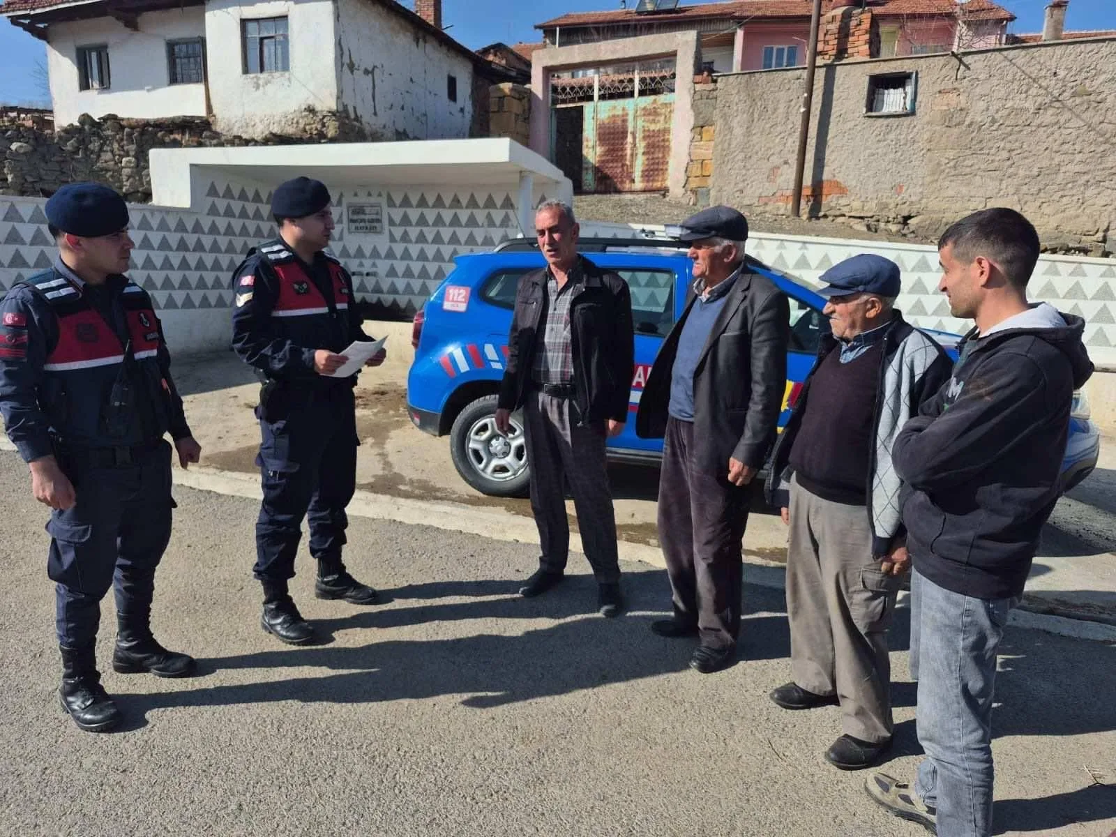 Yozgat İl Jandarma Komutanlığı, "Anız Yakma Geleceğini Ateşe Atma" sloganıyla