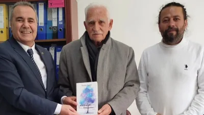 Boğazlıyanlı şair İbrahim Yaman, İlçe Milli Eğitim Müdürü Mustafa Şimşek’i