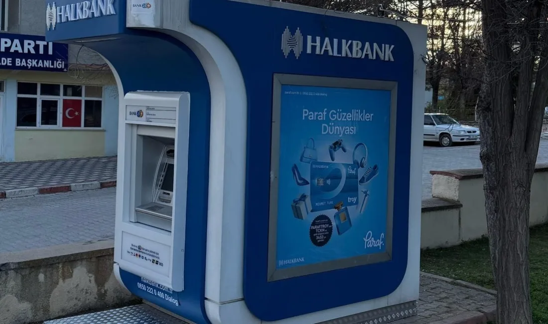  Uzunlu Kasabası, Belediye Başkanı Mustafa Uçar’ın öncülüğünde, tüm banka