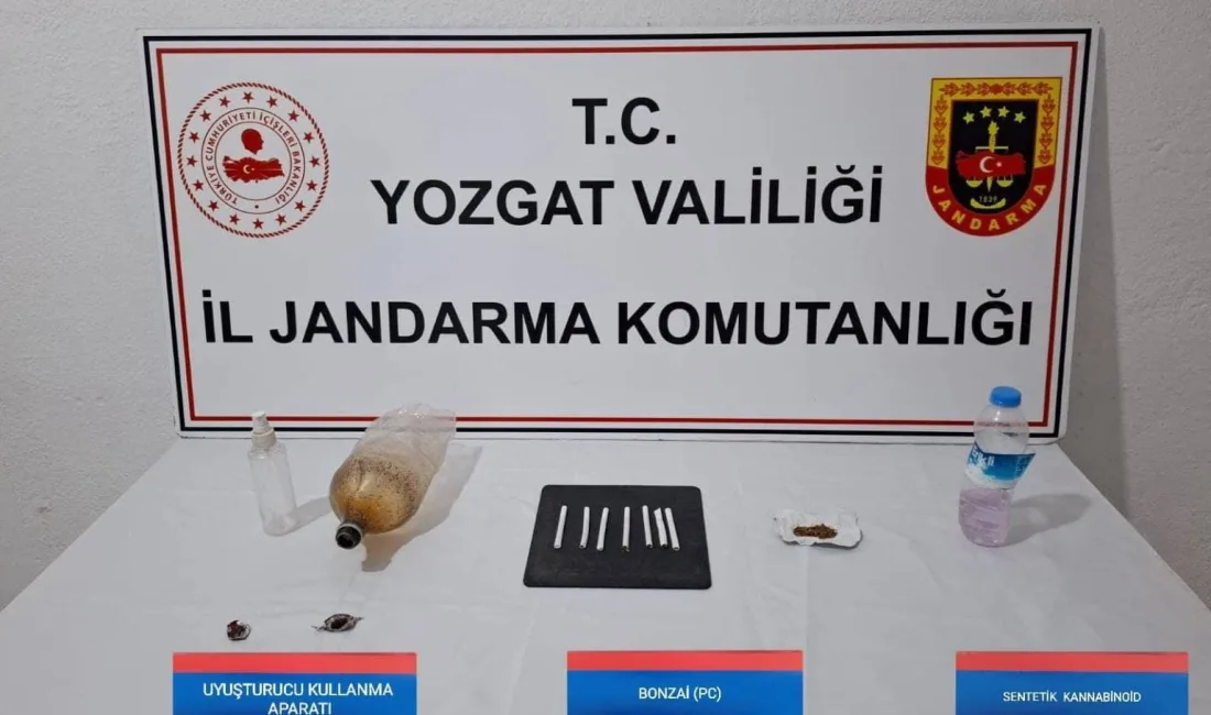 Yozgat’ın Sorgun ilçesinde uyuşturucu madde taşıdığı belirlenen araç jandarma ekiplerince