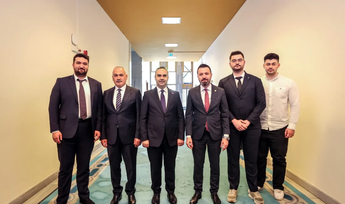 Boğazlıyan Belediye Başkanı Gökhan Coşar, Sanayi ve Teknoloji Bakanı Mehmet