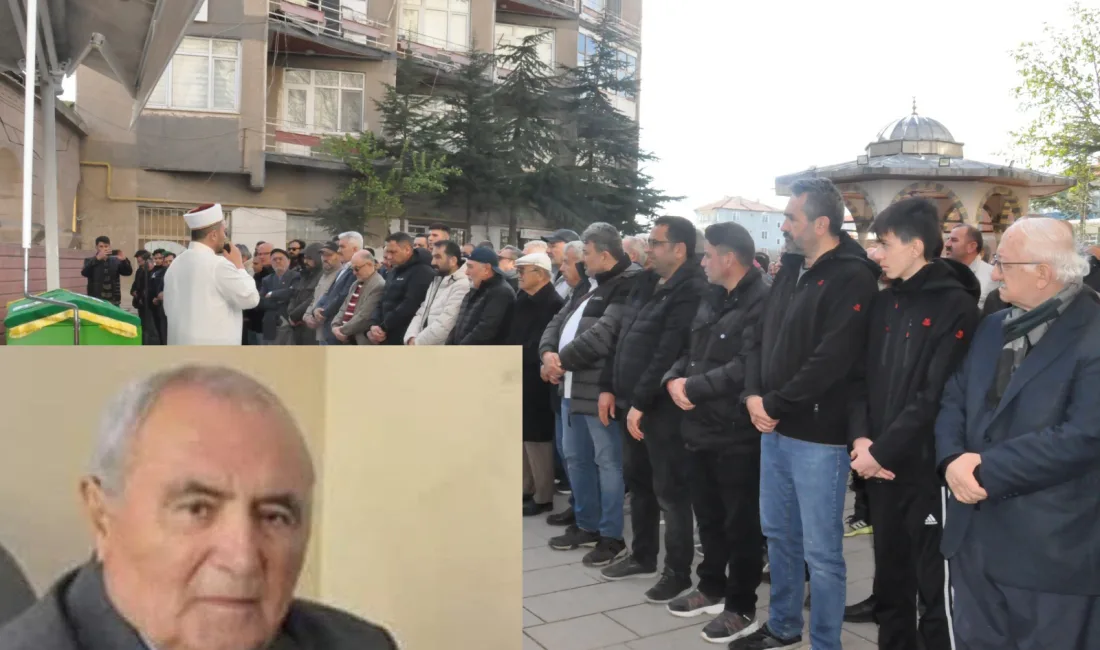 Gazeteci ve emekli öğretmen Doğan Özmen, Salih Paşa Camii’nde kılınan