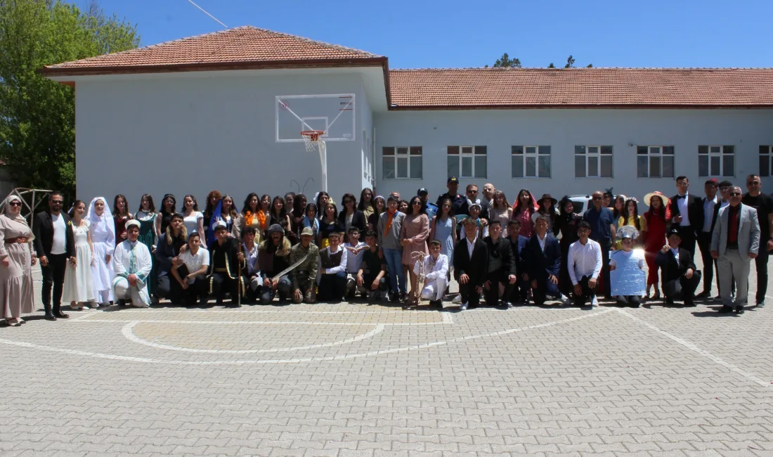 Boğazlıyan Milli Şehit Kaymakam Kemal Bey Fen Lisesi’nde düzenlenen Edebiyat