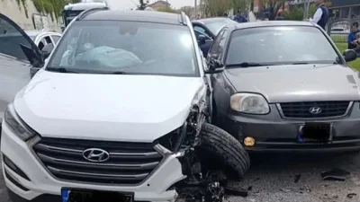 Yozgat’ta zincirleme trafik kazası: 6 araç birbirine çarptı, bir kişi