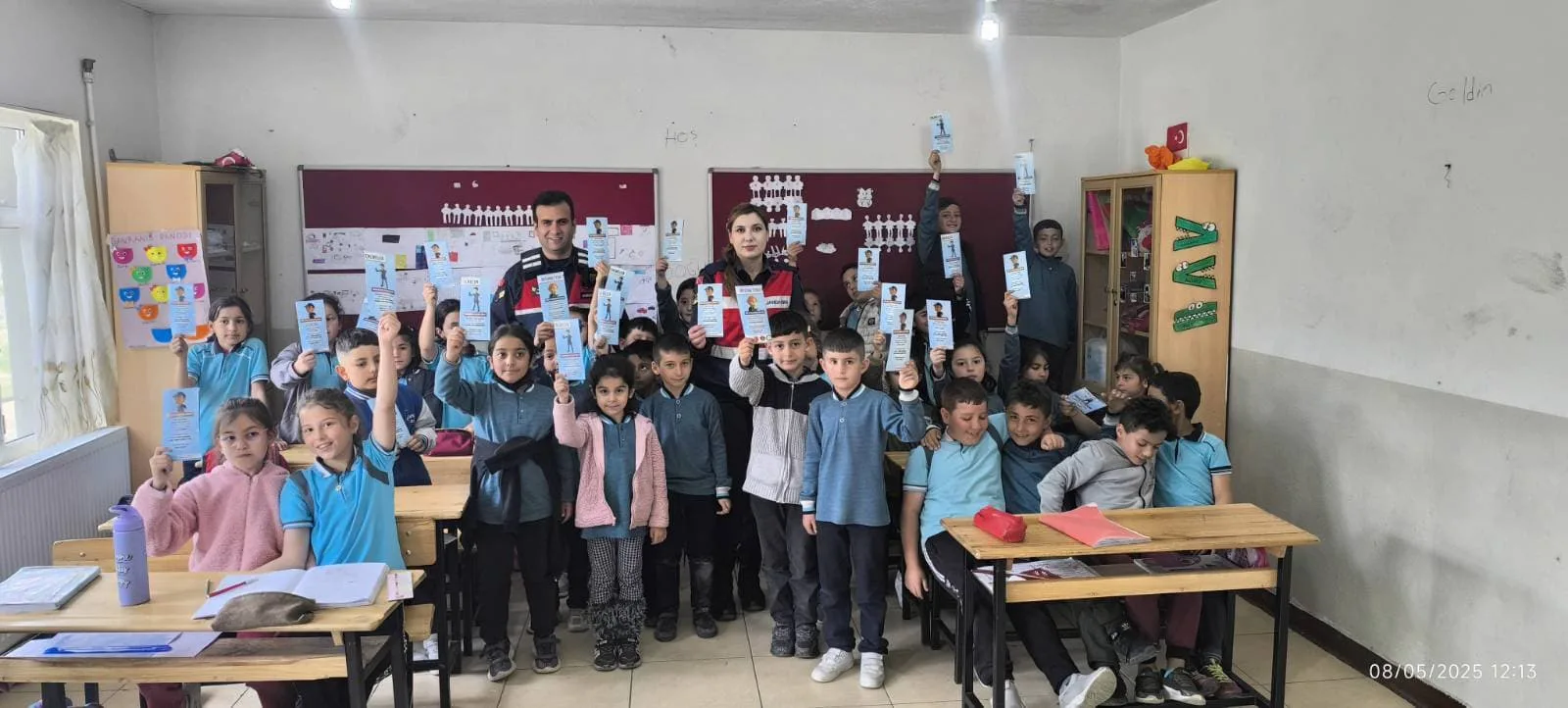 Yozgat İl Jandarma Komutanlığı, Boğazlıyan’da ilkokul öğrencilerine güvenli internet kullanımı