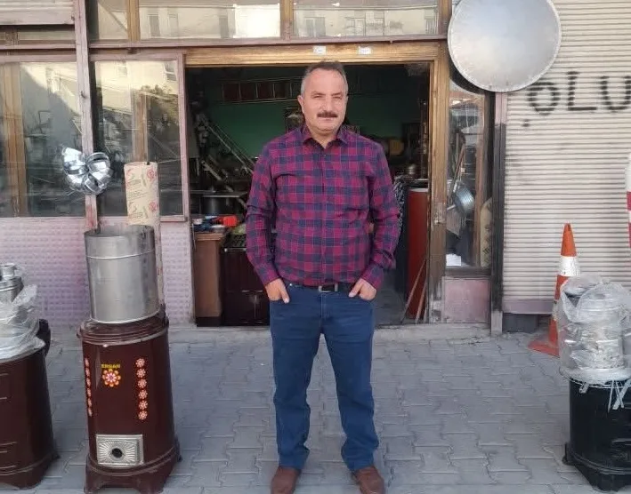 Boğazlıyan’da oluk döşeme ve soba işleriyle tanınan Yüksel Karacabey, kaliteli