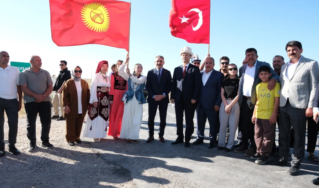 Yenifakılı’da düzenlenen 2. Kırgız Türkleri Festivali, yöresel lezzetler, halk oyunları