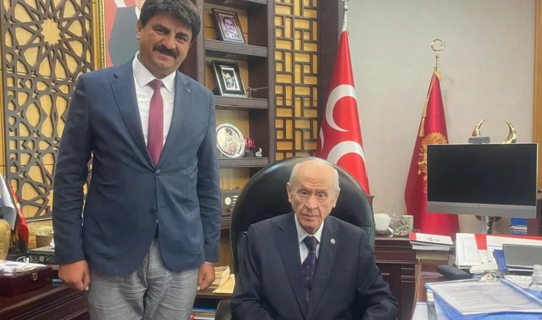 Sırçalı Belediye Başkanı Mustafa Parlak, MHP Lideri Devlet Bahçeli’yi ziyaret