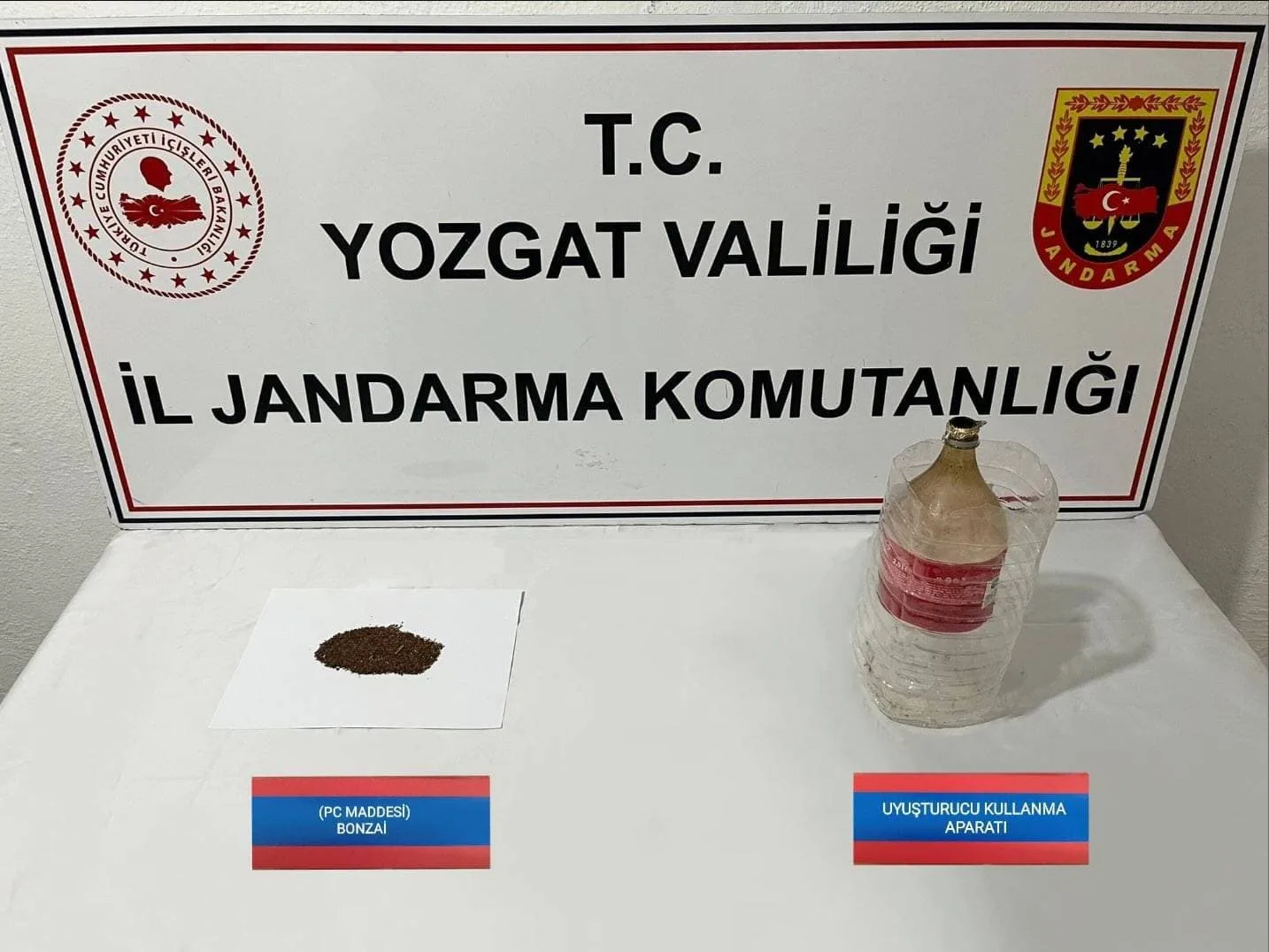 Yozgat'ın Sorgun ilçesinde düzenlenen uyuşturucu operasyonunda, istihbari çalışmalar sonucu takibe