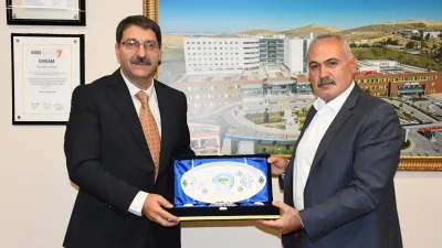 Boğazlıyan Belediye Başkanı Gökhan Coşar, Yozgat Şehir Hastanesi Başhekimi Op.