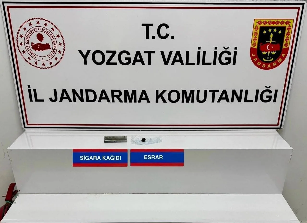 Boğazlıyan ilçesinde jandarma ekiplerinin gerçekleştirdiği uyuşturucu operasyonunda 2 şüpheli gözaltına