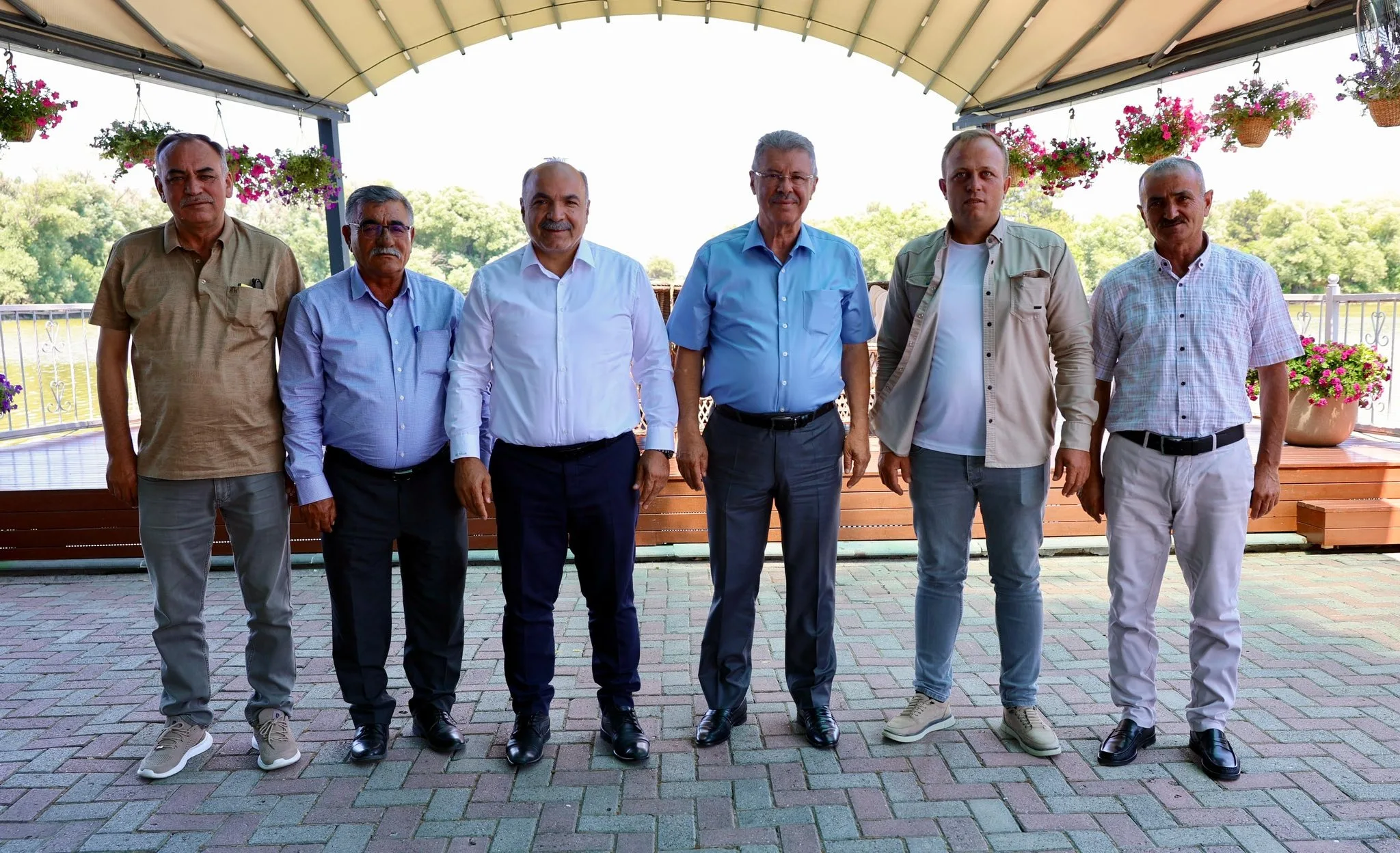 Kayseri Pancar Ekicileri Kooperatifi Başkanı Hüseyin Akay, ziyaret için misafirlere