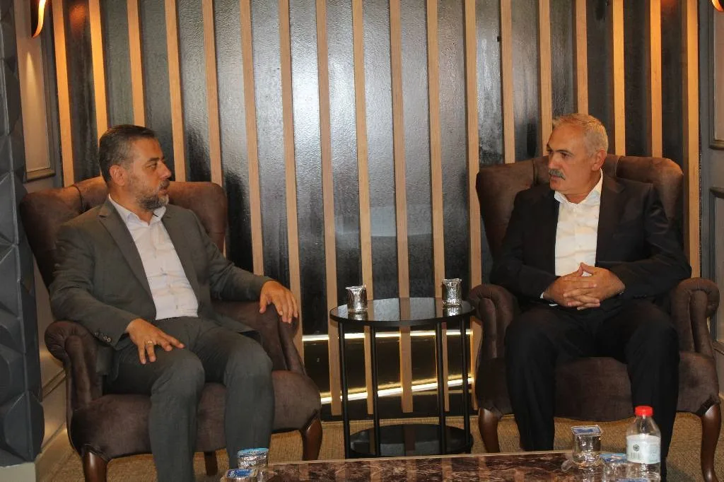 Boğazlıyan Belediye Başkanı Gökhan Coşar, Türkiye Yüzyılı Buluşmaları kapsamında ilçeyi