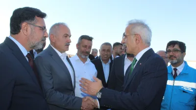 Boğazlıyan Belediye Başkanı Gökhan Coşar, Bakan Abdulkadir Uraloğlu ile ilçedeki