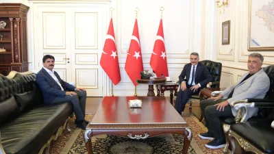 Sırçalı Belediye Başkanı Mustafa Parlak ve MHP İlçe Başkanı Celalettin