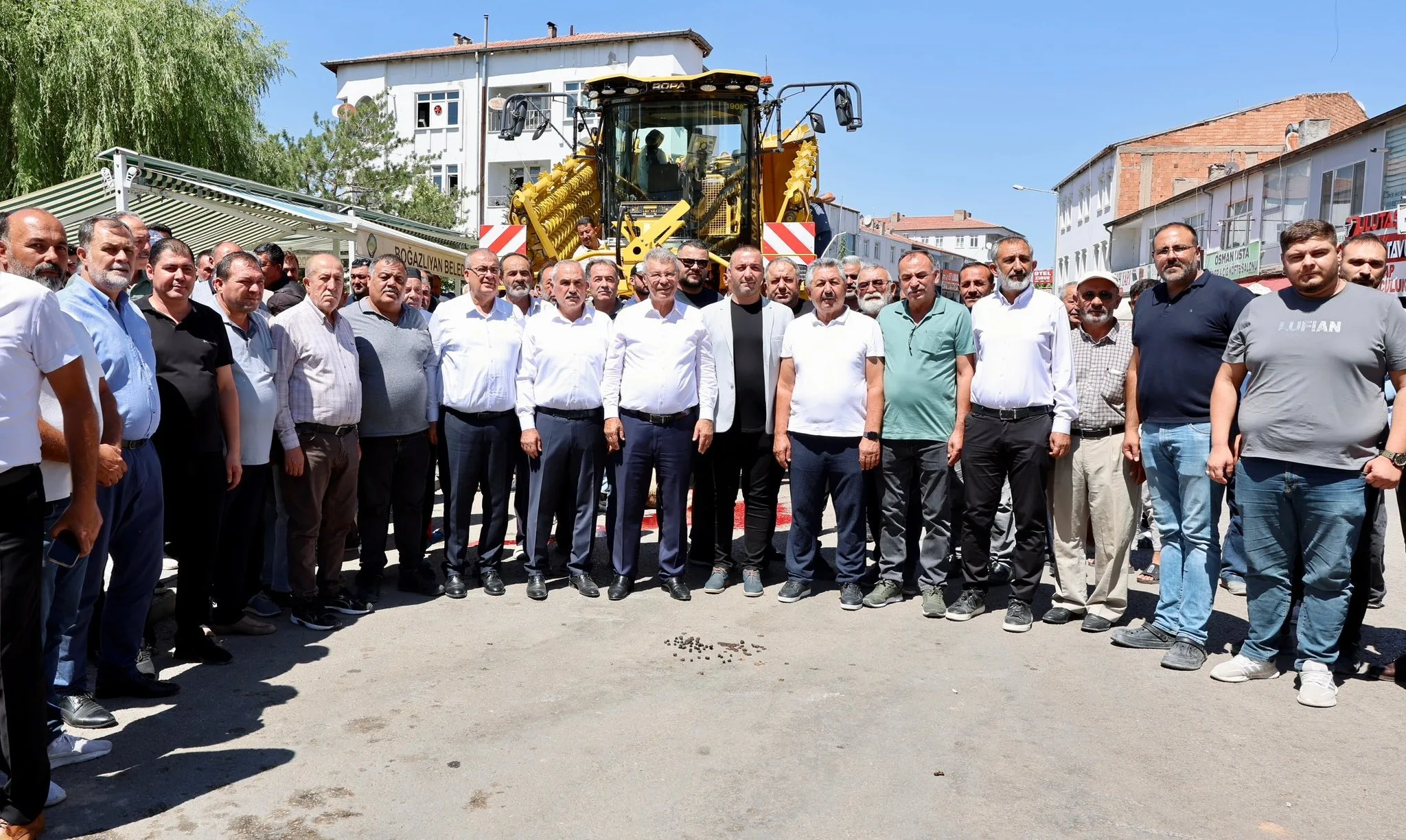Yeni alınan makineyle kooperatifin hizmet kapasitesi artırıldı, tarımsal üretimde verimliliğin