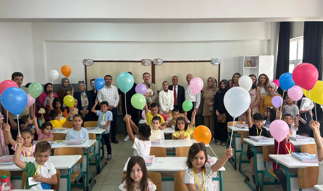 Boğazlıyan Kaymakamı Aydın Yanık ve İlçe Milli Eğitim Müdürü Mustafa