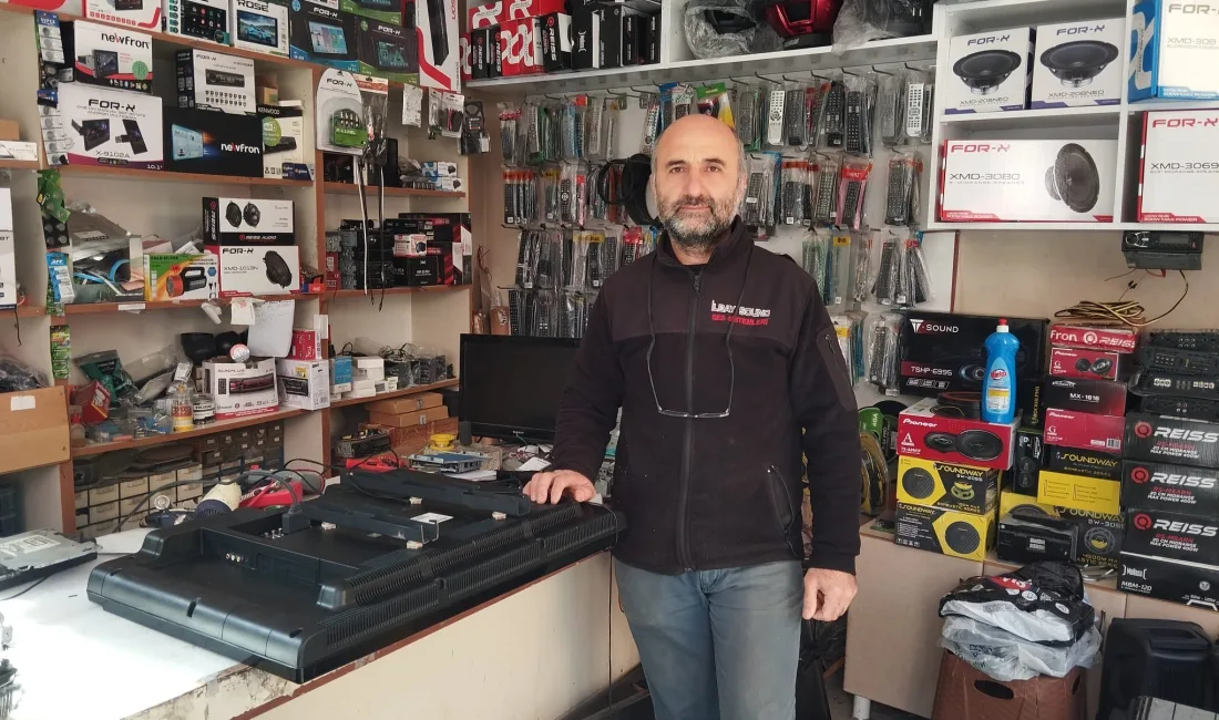 Boğazlıyan'da hizmet veren Doğan İlbay, 35 yıldır televizyon ve radyo