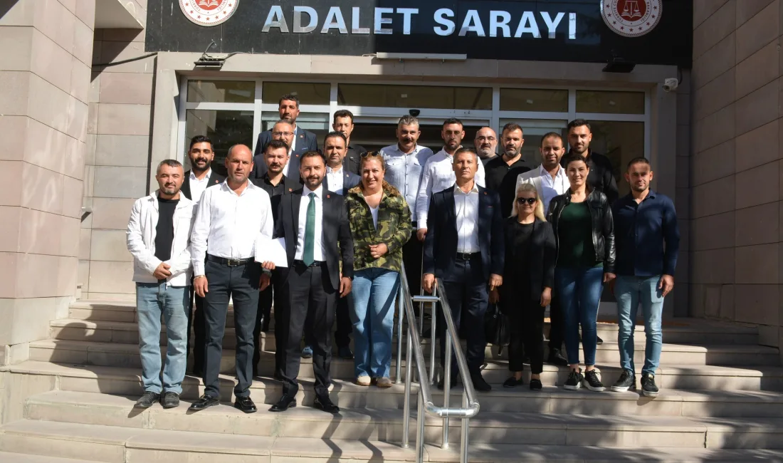 CHP Boğazlıyan İlçe Başkanlığı'na seçilen Mert Ertekin, mazbatasını alarak yeni