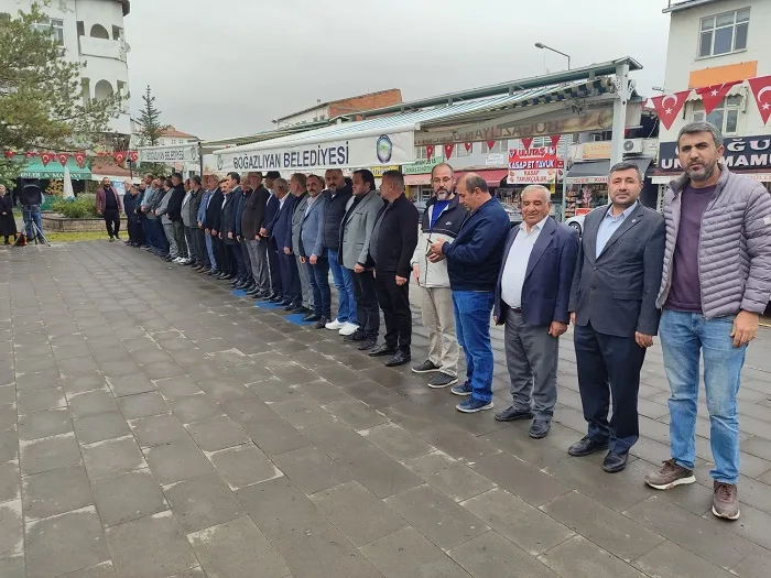 Muhtarlar Derneği Başkanı Hüseyin Babayiğit, muhtarların halkla devlet arasındaki köprü