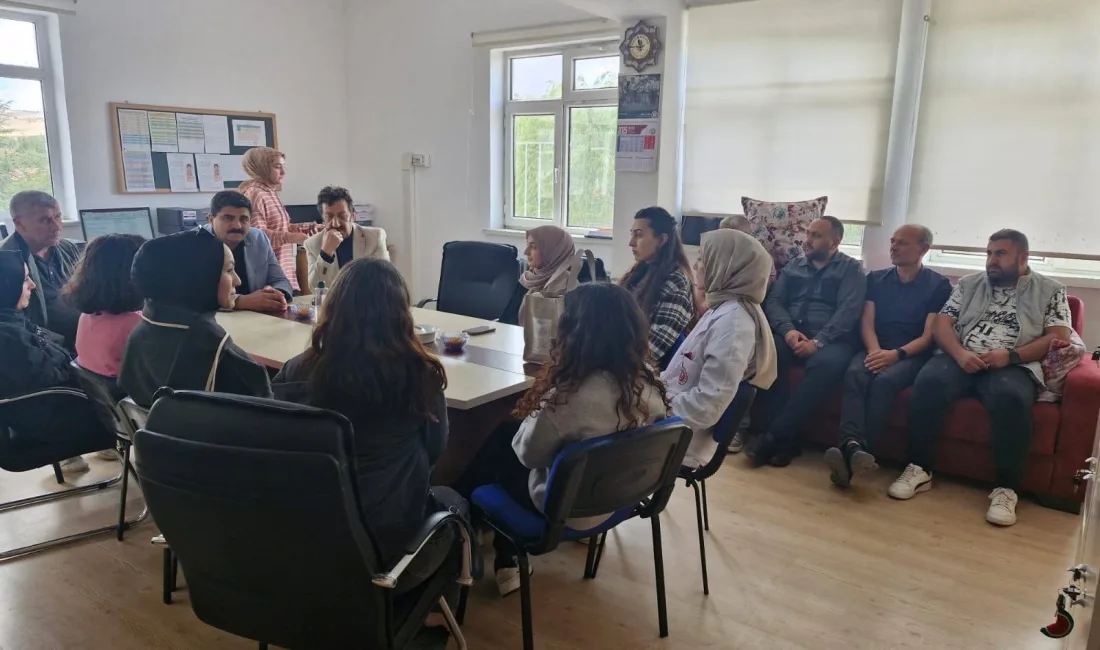 Sırçalı Belediye Başkanı Mustafa Parlak, Şehit İdris Öztürk Ortaokulu ve