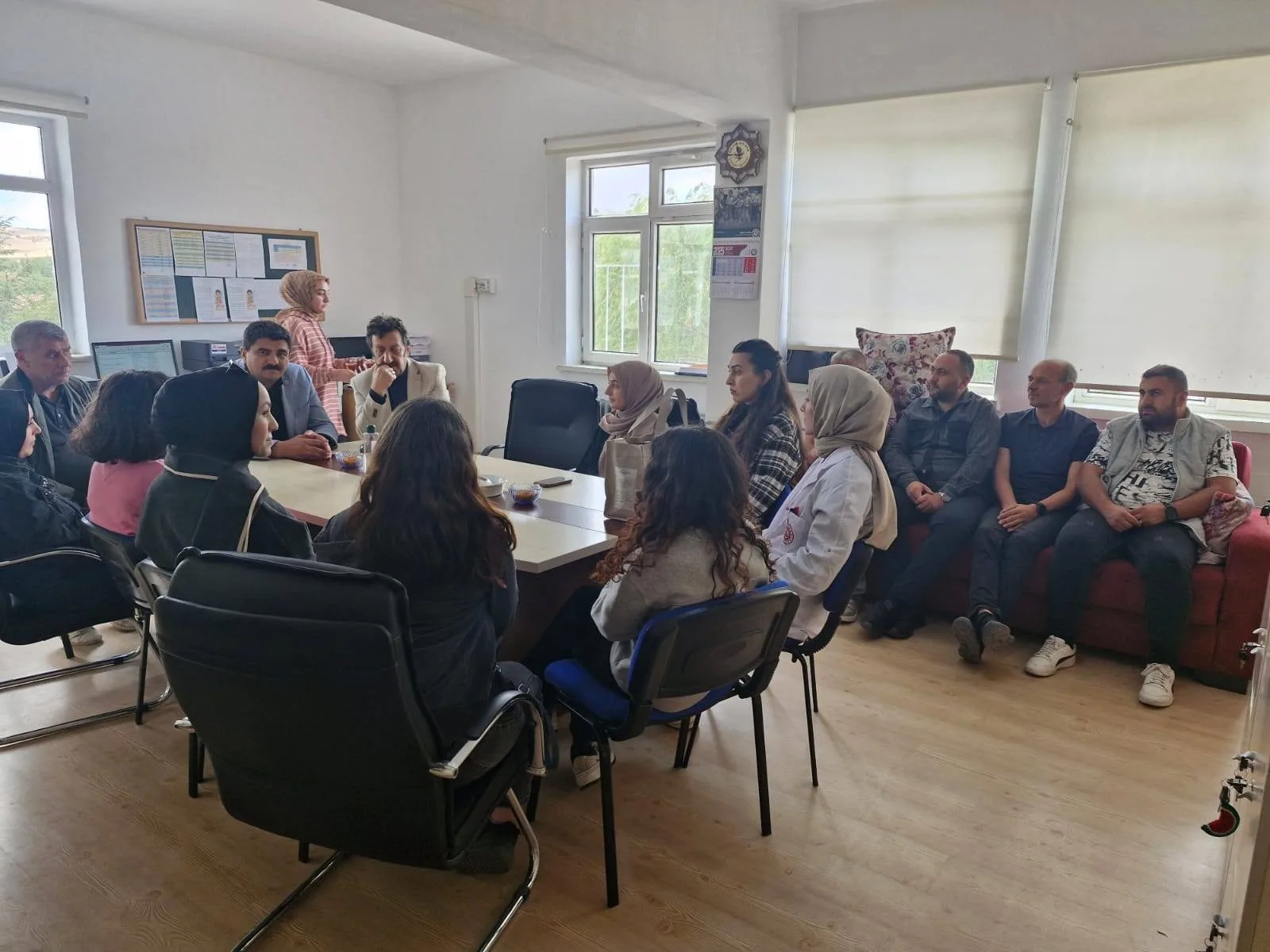 Sırçalı Belediye Başkanı Mustafa Parlak, Şehit İdris Öztürk Ortaokulu ve