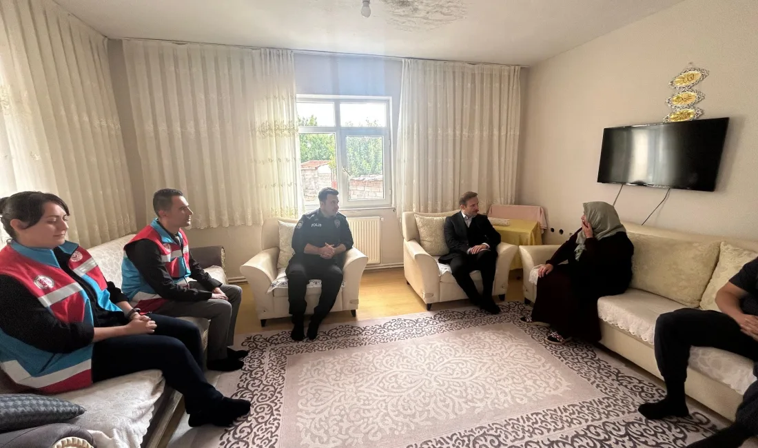 Boğazlıyan Kaymakamı Aydın Yanık, 1 Ekim Dünya Yaşlılar Günü dolayısıyla