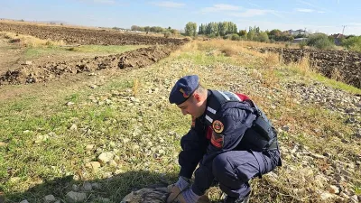 Boğazlıyan İlçe Jandarma Komutanlığı ekipleri devriye sırasında bitkin halde bir