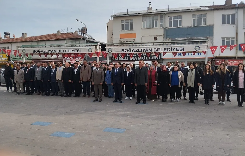 Boğazlıyan’da 24 Kasım Öğretmenler Günü kapsamında çelenk sunma töreni ve