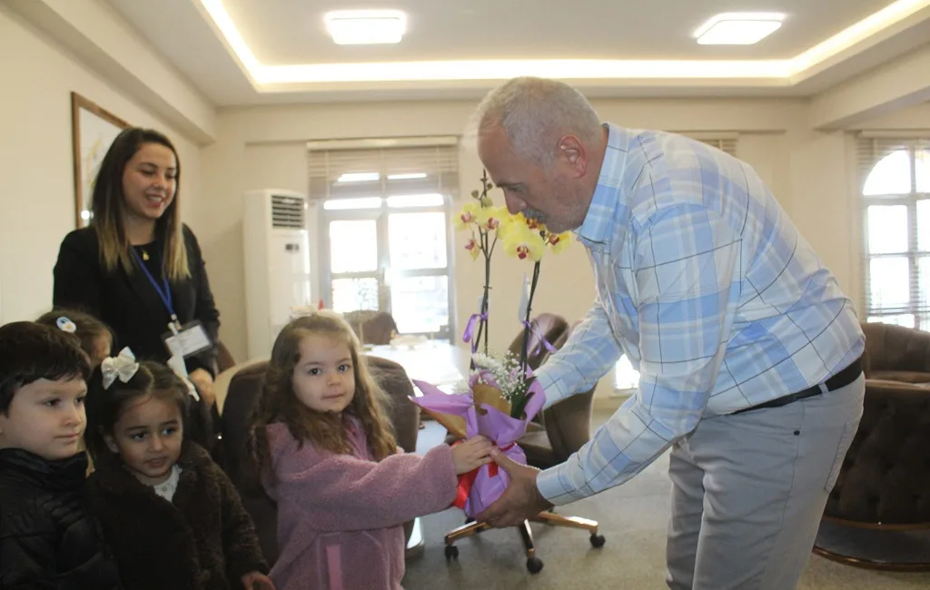 Çocukların neşesiyle renklenen buluşmada Başkan Coşar, daha güzel bir Boğazlıyan