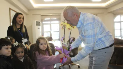 Çocukların neşesiyle renklenen buluşmada Başkan Coşar, daha güzel bir Boğazlıyan