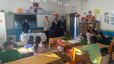 Boğazlıyan Kaymakamı Aydın Yanık, İlçe Milli Eğitim Müdürü Mustafa Şimşek