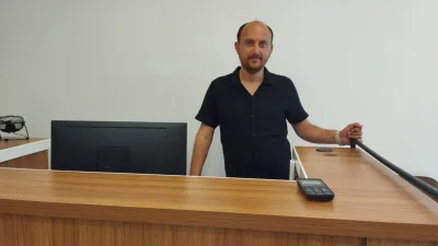 Sarraflar Caddesi’nde hizmet veren OIL PARK Büyükler Giyim Mağazası, kış