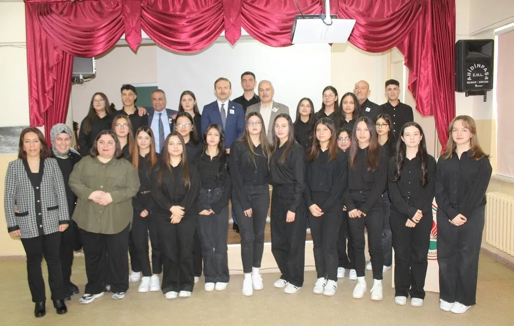 Boğazlıyan Anadolu Lisesi’nde düzenlenen programda İstiklâl Şairi Mehmet Âkif Ersoy,