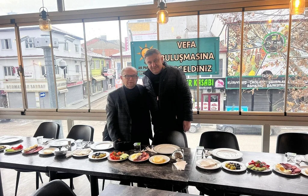 Program sonrası sosyal medya hesabından açıklama yapan Turan Kaya, makamların