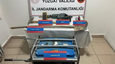 Yozgat’ta jandarma ekiplerinin ortak operasyonunda kaçak kazı yapan bir şahıs