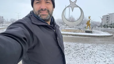 Yalçınkaya Oto Lastik işletme sahibi Mustafa Yalçınkaya, kar manzaralı Boğazlıyan