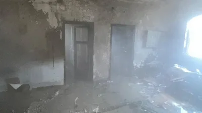 Belediye Başkanı Mustafa Parlak, yangından etkilenen aile için yardım kampanyası