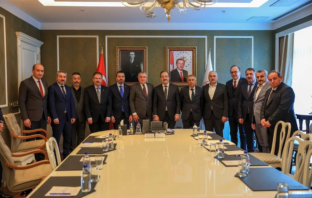 Gerçekleşen görüşmede gençlik, spor ve sosyal yatırımlara yönelik planlanan projeler